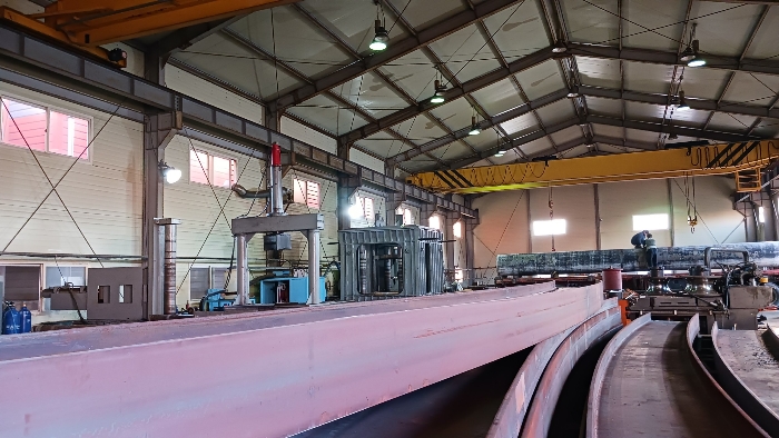 기호5(주5동) 내부(호이스트 크레인)