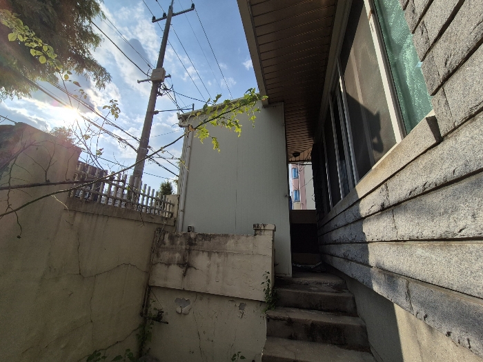 제시 외 건물 (ㄱ)