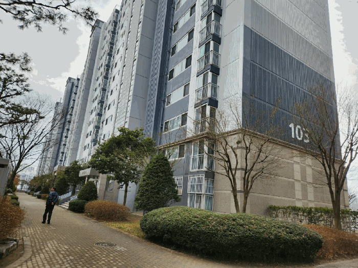 103동 101호 후면