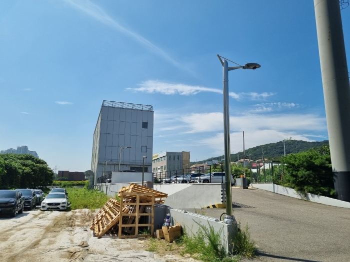 본건 북동측에서 촬영