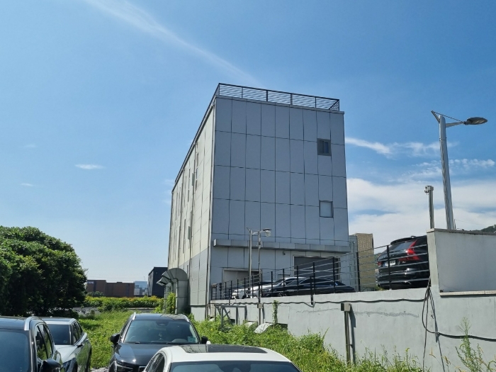 본건 건물 북동측에서 촬영