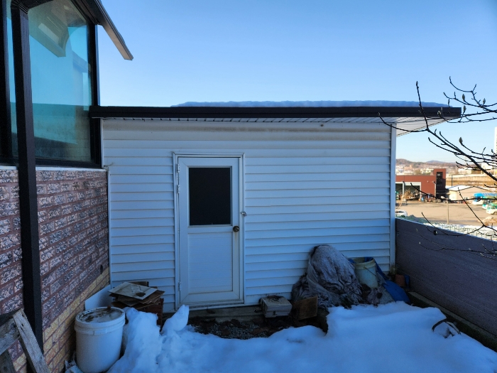 제시 외 물건㉠