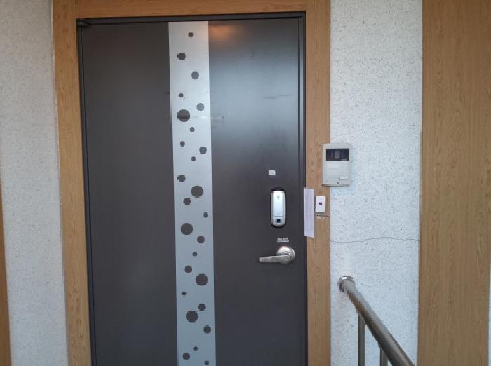 * 본건 목적물 2. 3층 현관문 전경