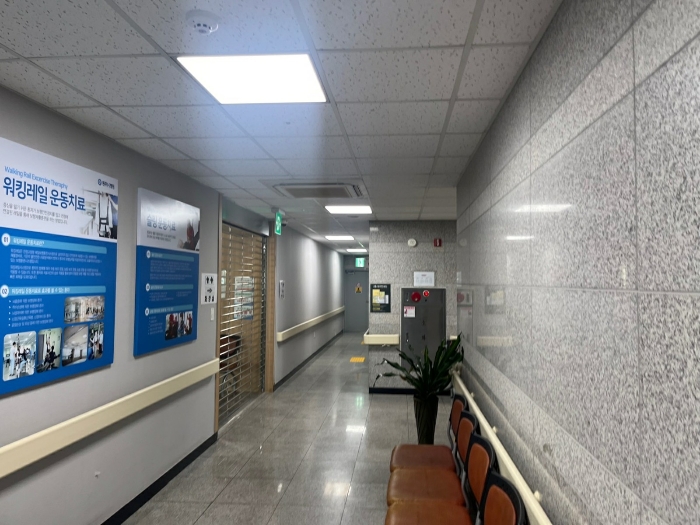 일렬번호 2 / 2층