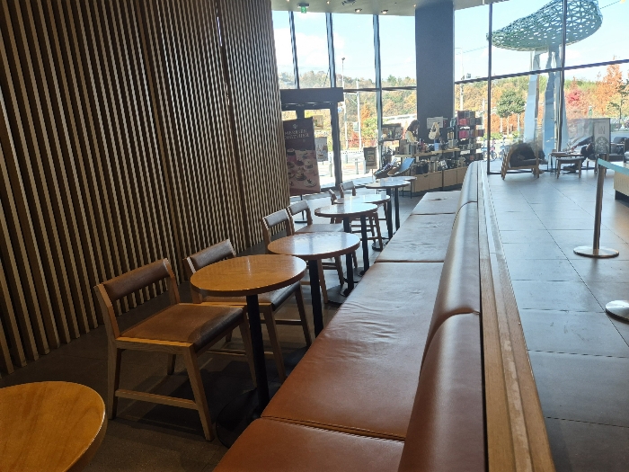 본건 기호(1,2) 1층 내부