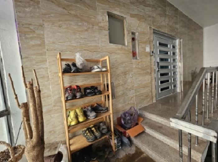 목록 2번 목적건물 지상3층 로비(현관문 및 주변)