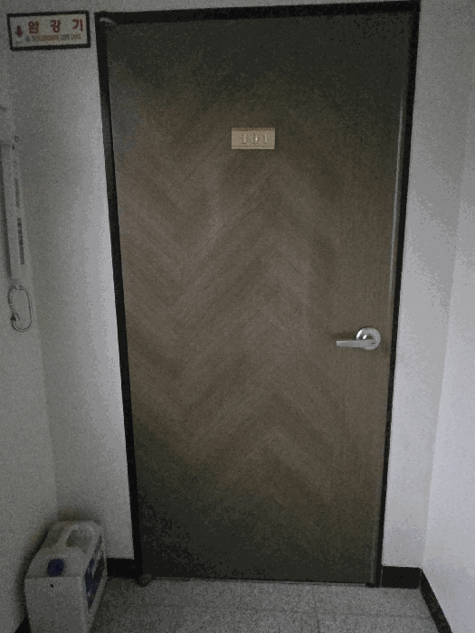 2-가)의 3층 객실(301호)