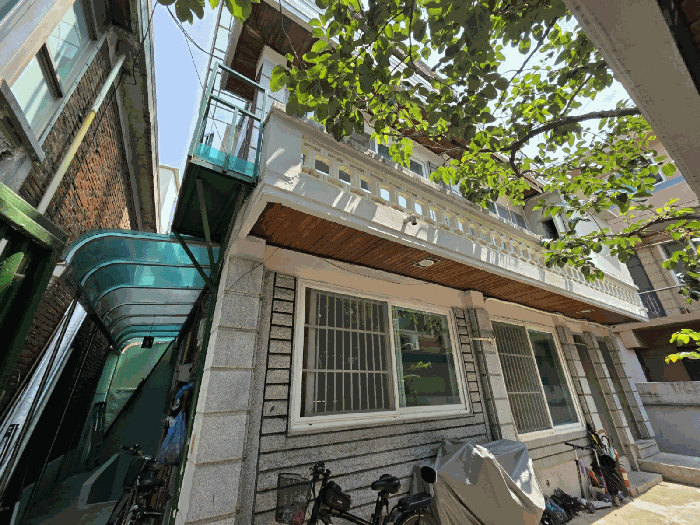 【 본건 동 전경 1 】