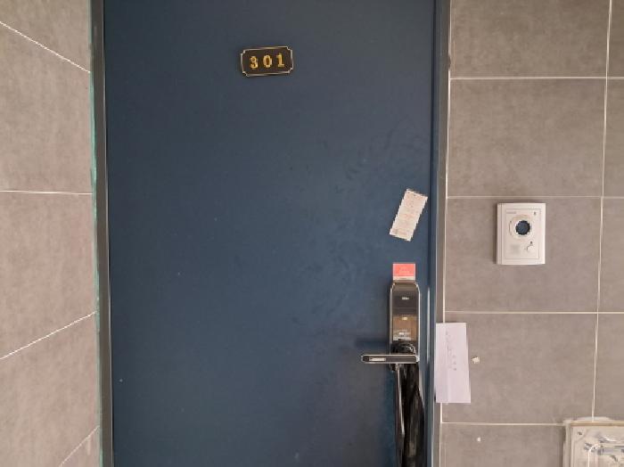3층 301호 