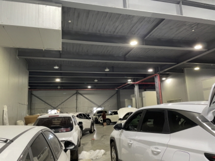 목록3 1층 내부 전경