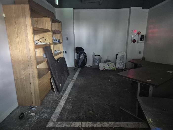 기호(2) 사무실 내부상태