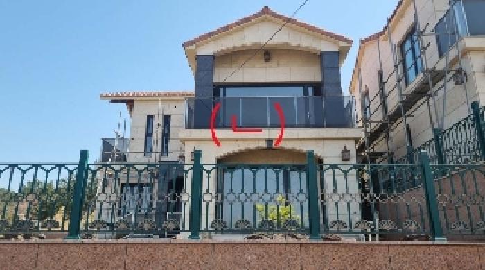 소재지7 지상에 소재한 제시건물(ㄴ)