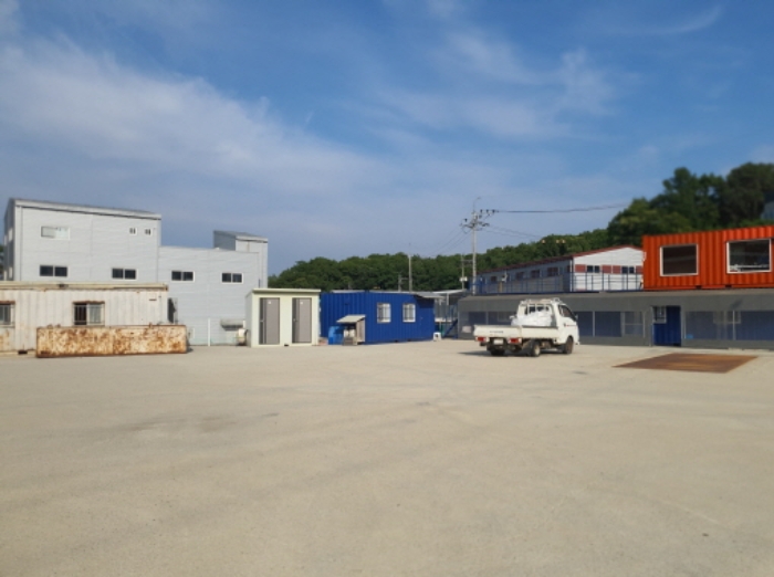 목록 2.부동산에 소재한 (제시외)컨테이너들