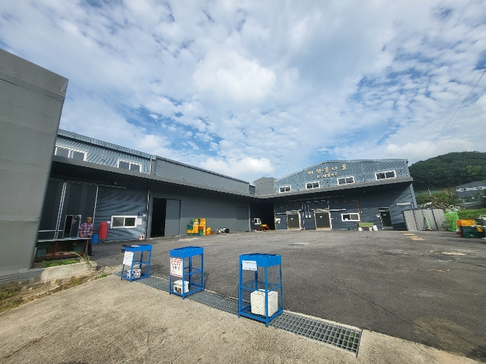 본건 공장 전경