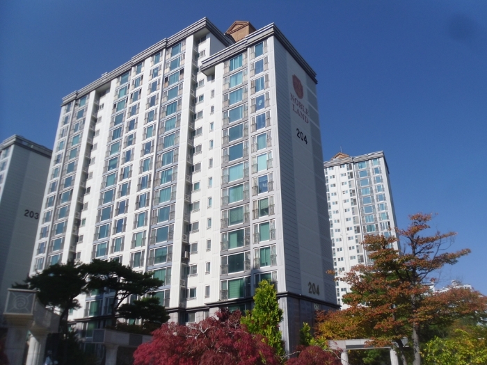 본건 전경(촬영위치: 남동측)
