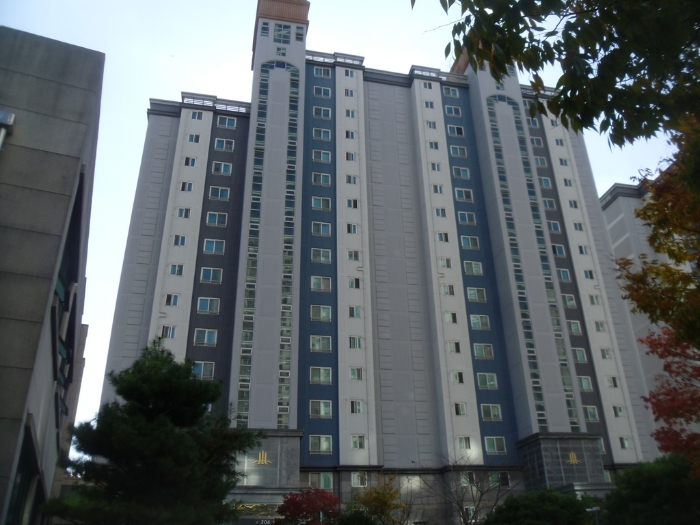 본건 전경(촬영위치: 북측)
