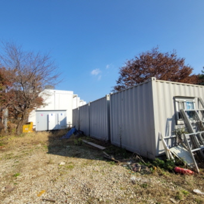 목록2 토지 및 제시외 컨테이너 전경