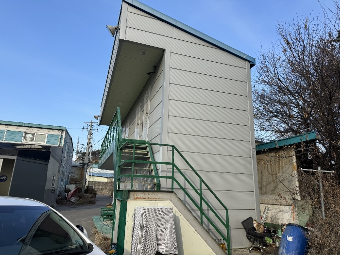 [기호3 부속건축물 측면 전경]