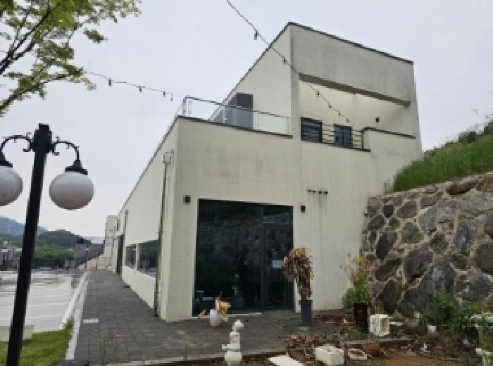 목록 5번 지상의 목록 1번 전경(목적건물 나동)