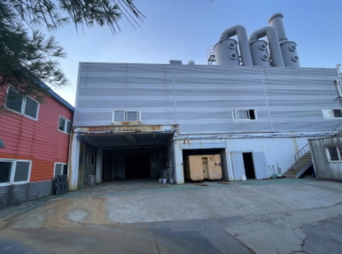 폐기물처리시설 건물의 전경