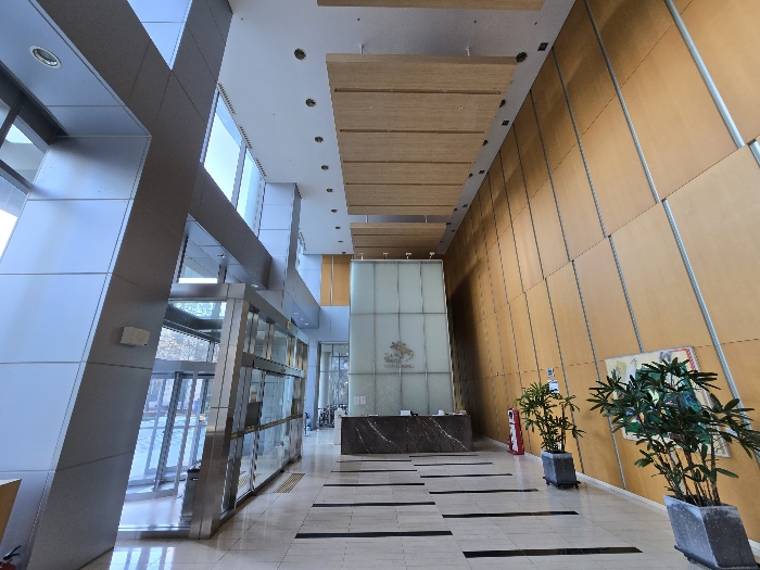 본건 소재 건물(제103동) 1층 로비