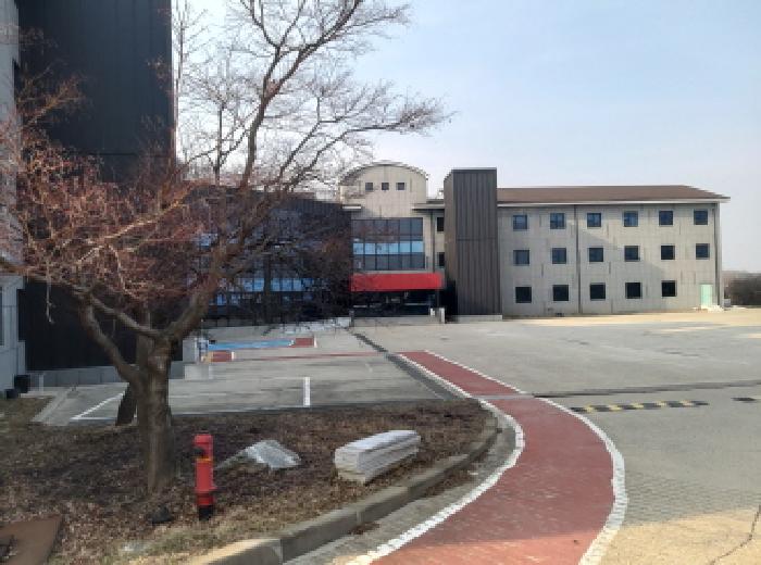 * 목록 3. - 6. 건물 전경