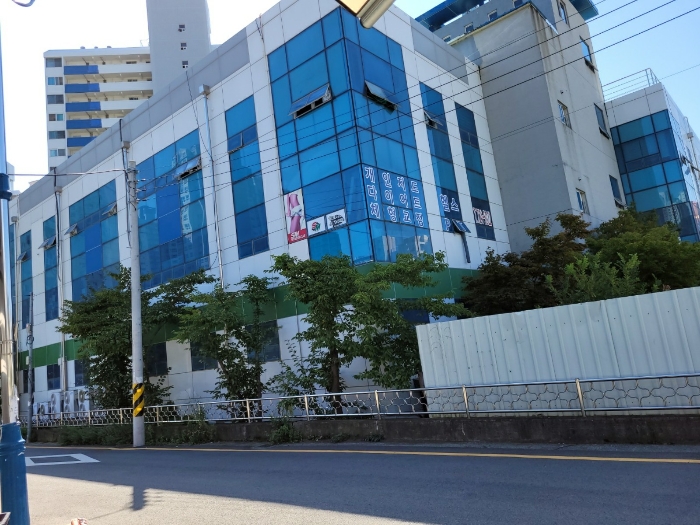 본건 전경(북서에서 남동으로)