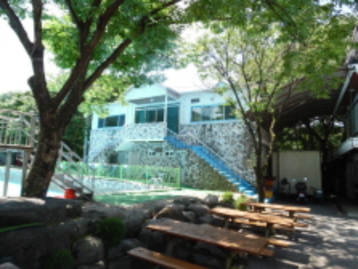 목록52. 2층 건물 전경(1)