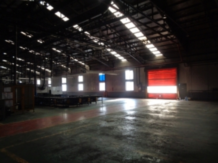 목록5번 공장 내부 기계기구 전경