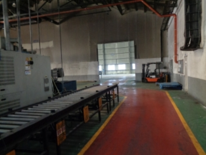 목록5번 공장 내부 기계기구 전경