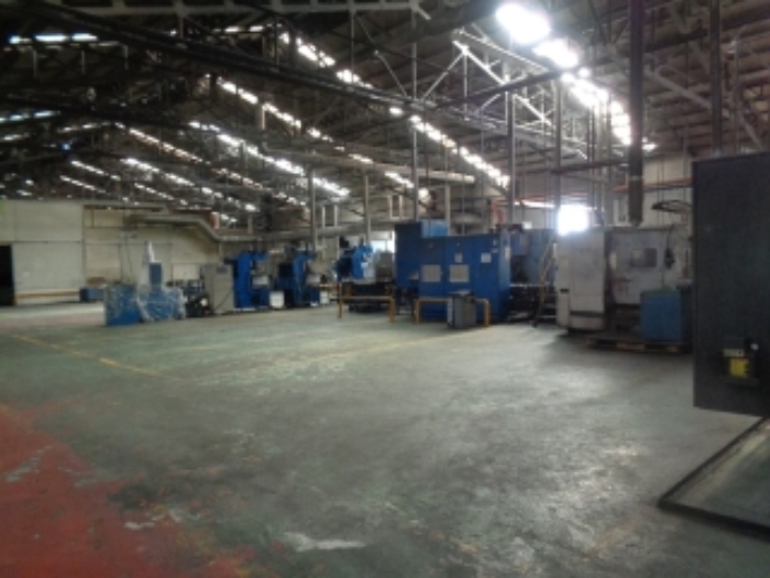 목록5번 공장 내부 기계기구 전경