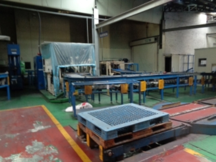 목록5번 공장 내부 기계기구 전경