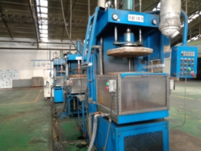 목록 기계기구 수압시험기 전경