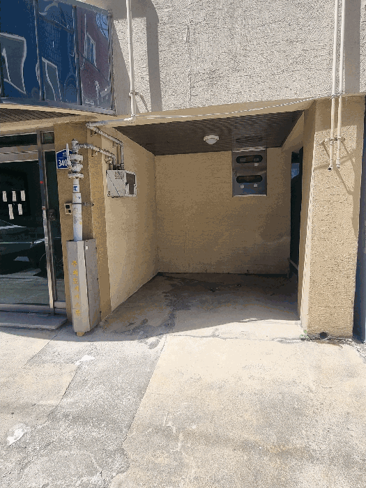 1층 주차장(좌측)