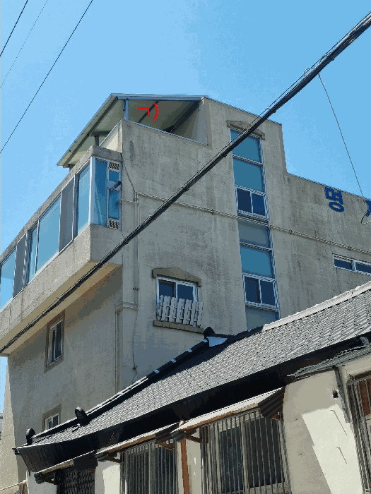 본건(제시외건물 기호ㄱ)