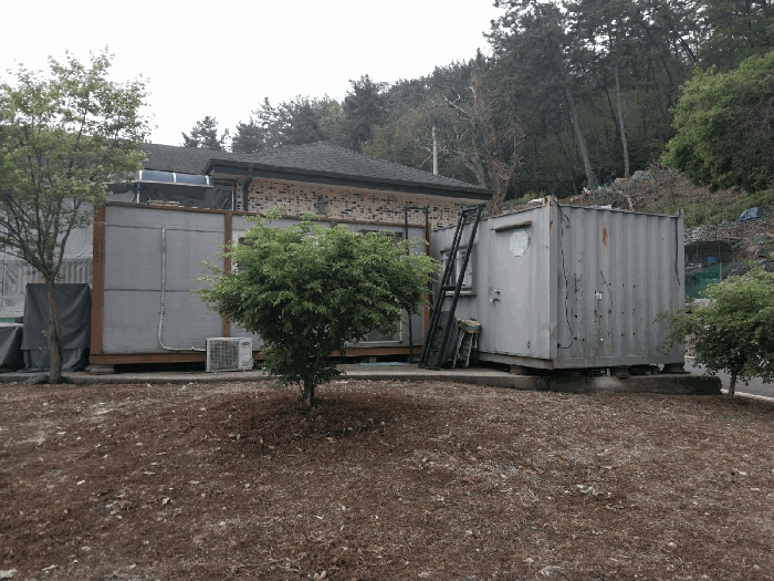 본 건 전 경
(컨테이너)