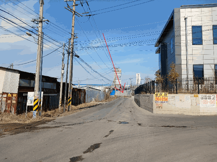 본건 남서측에서 촬영한 주위환경