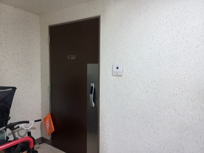 본건 호 출입구