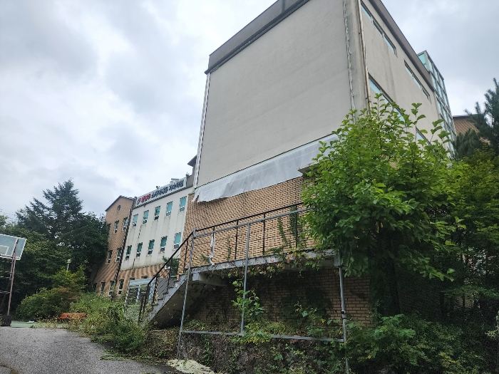 기호(8)건물 및 기호(10)토지 전경