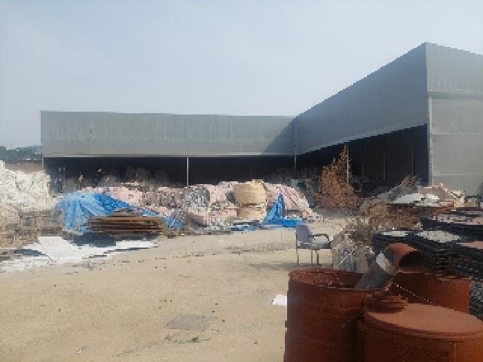 가건물 형태의 창고