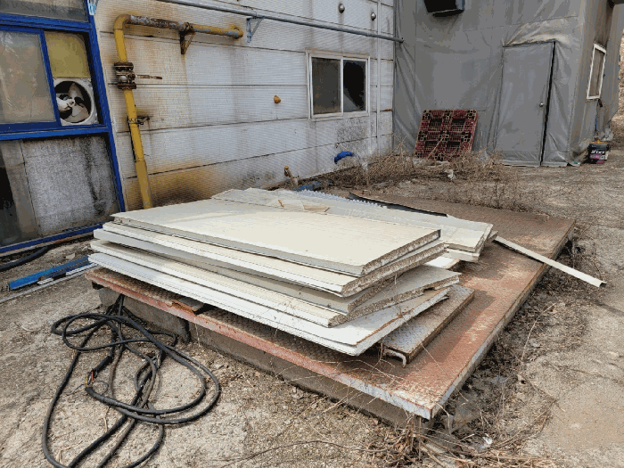 [제시외 기계기구(d)]