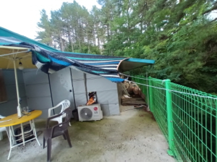 목록13번 제시외 건물(숙소 등) 모습