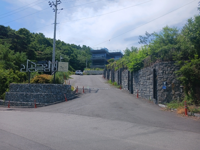 기호(1,4,9) 전경 및 단지 진입로