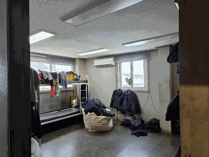 기호(2) 내부-2층 휴게실