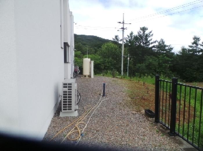 사진4번 [목록번호1번 부동산 일부 전경]