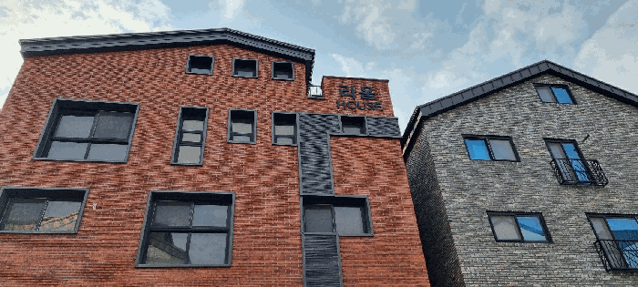 대상 건물 (라움하우스) 전경