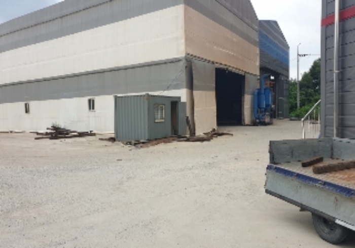 목적물 11번에 이동식컨테이너