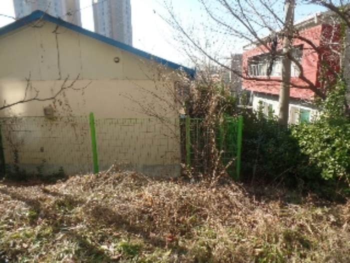 기호 18. 타인 김용덕 점유 건부지 부분