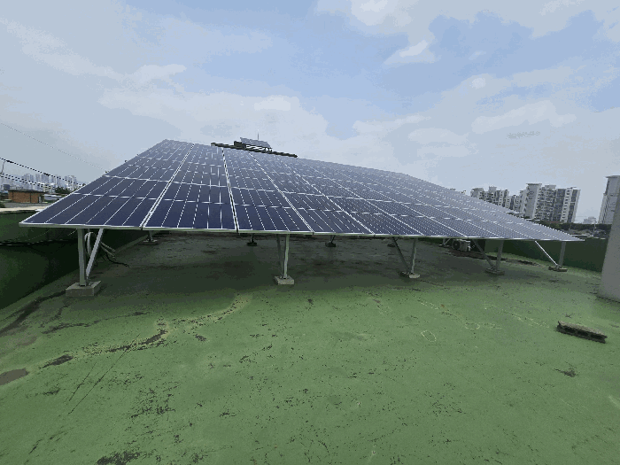 본건 건물 옥상 위 제시외 태양열 설비 (ㄱ)