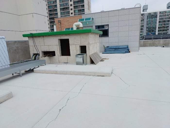 본건 옥상 전경